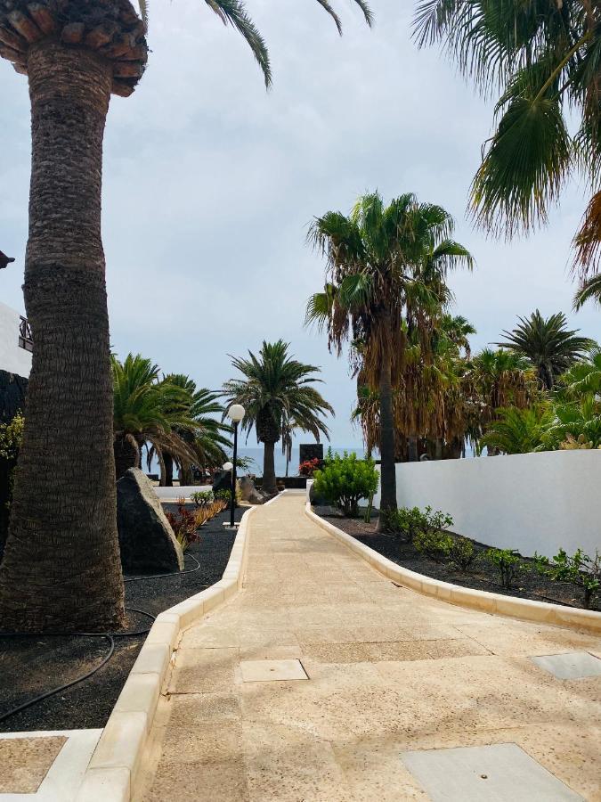 Lc Bastian Marina Bungalow Costa Teguise Eksteriør billede