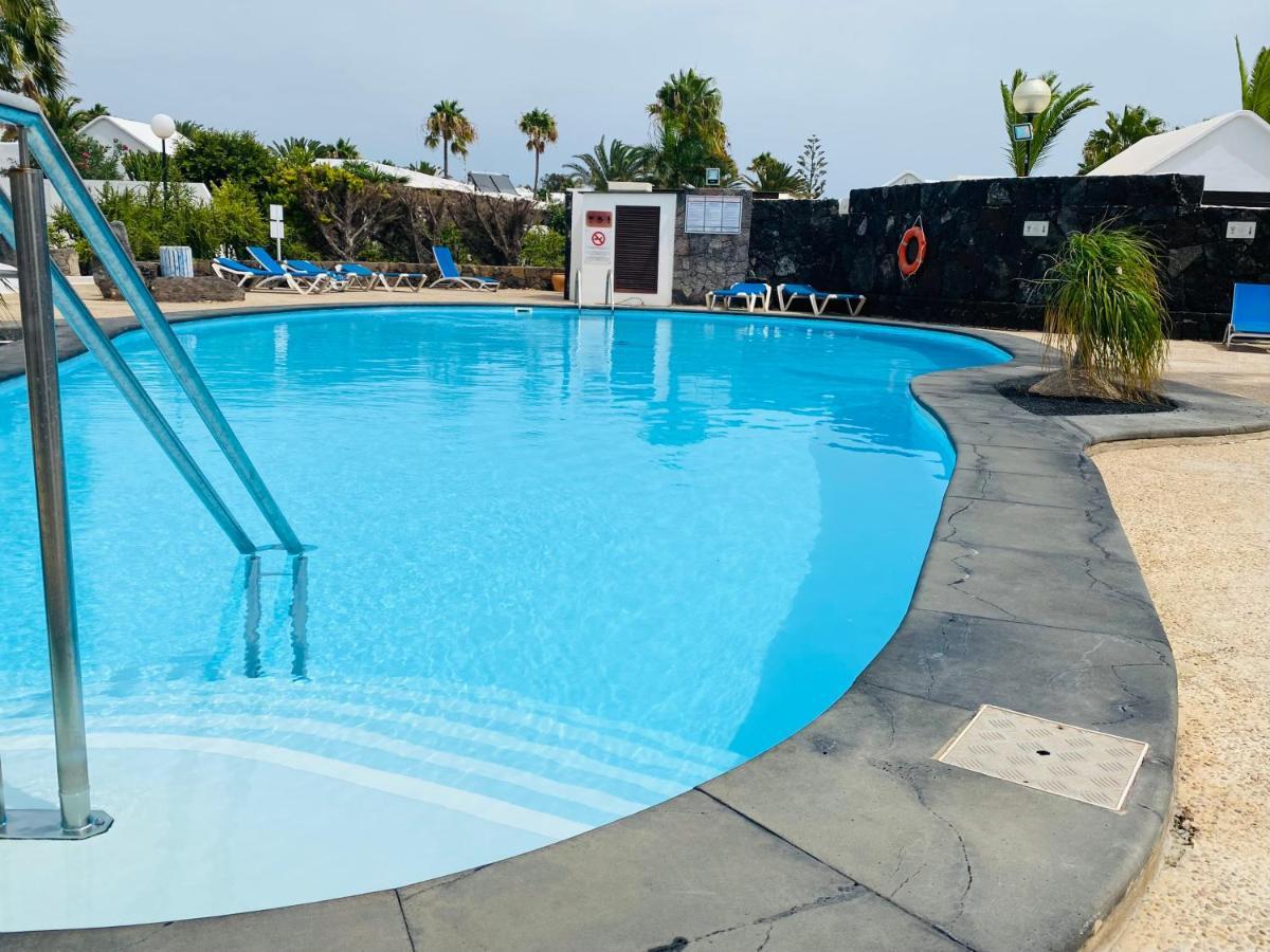 Lc Bastian Marina Bungalow Costa Teguise Eksteriør billede