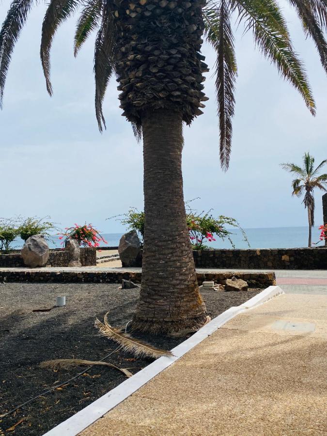 Lc Bastian Marina Bungalow Costa Teguise Eksteriør billede